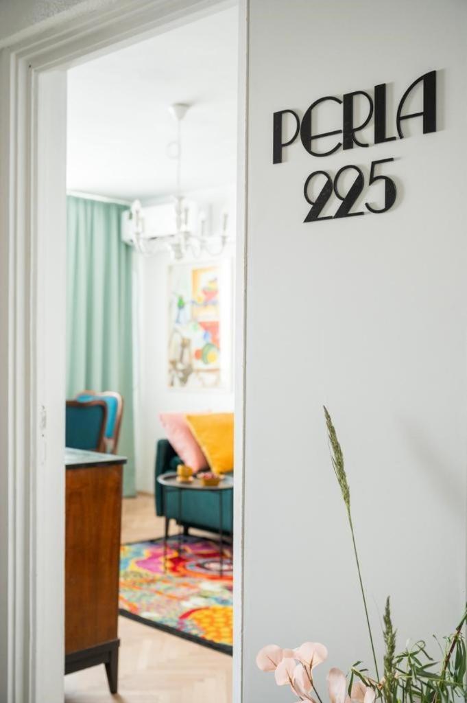 1Bdr Apartment Perla 225 Бухарест Экстерьер фото